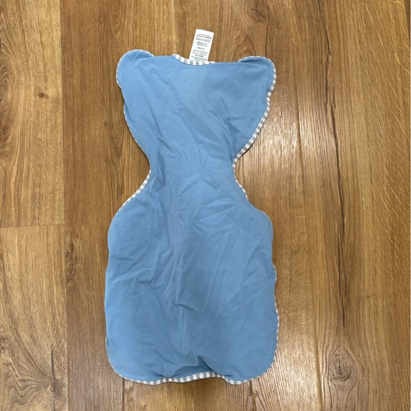 Love To Dream Zip Up Swaddle 1.0 tog - Picture 2 of 3